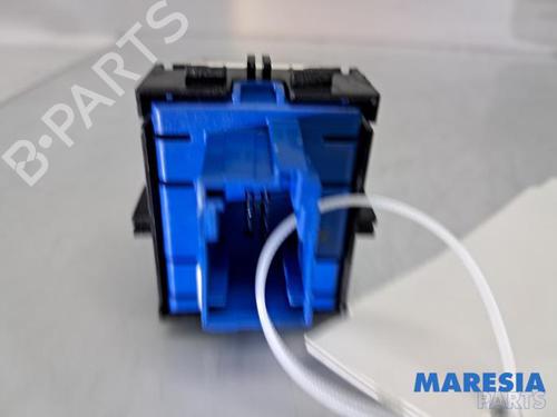 Switch CITROËN BERLINGO Box Body/MPV (K9) 1.6 BlueHDi 100 | BP31504004I30