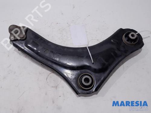 Used Left front suspension arm Left front suspension arm RENAULT MEGANE III Grandtour (KZ0/1) 1.2 TCe (KZ2B, KZ11) (116 hp) 31519541 31519541