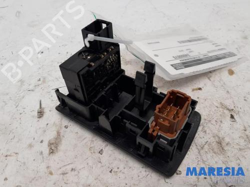 Switch RENAULT KANGOO Express (FW0/1_) 1.5 dCi 75 (FW07, FW10, FW04) | BP31529229I30