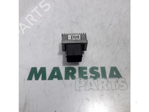 electronic-sensor-renault-master-iii-van-fv-2010-31470819 main image