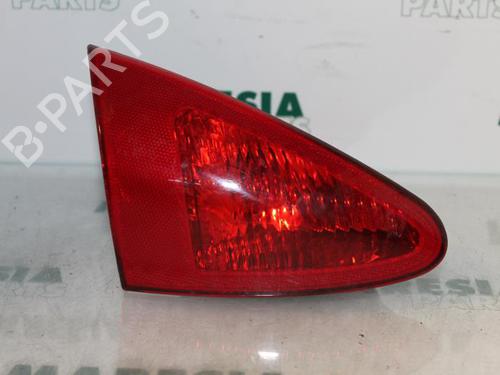 left-taillight-alfa-romeo-147-937_-2000-2001-2002-2003-2004-2005-2006-2007-2008-2009-2010-31388953 main image