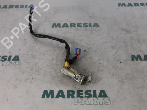 ignition-barrel-peugeot-206-sw-2ek-2002-31520713 main image