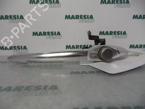 front-left-exterior-door-handle-alfa-romeo-156-932_-1997-1998-1999-2000-2001-2002-2003-2004-2005-31458822 main image
