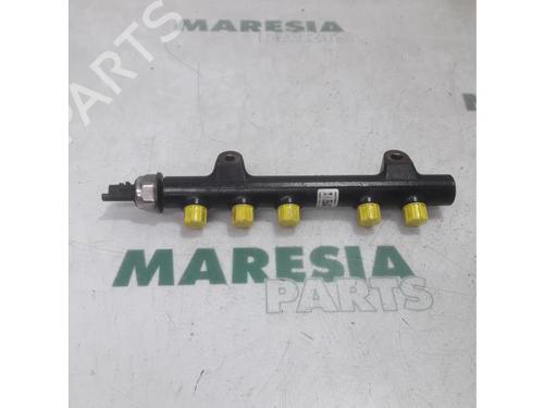 Used Injection rail CITROËN C4 AIRCROSS 1.6 HDi 115 AWC (114 hp) 31468027