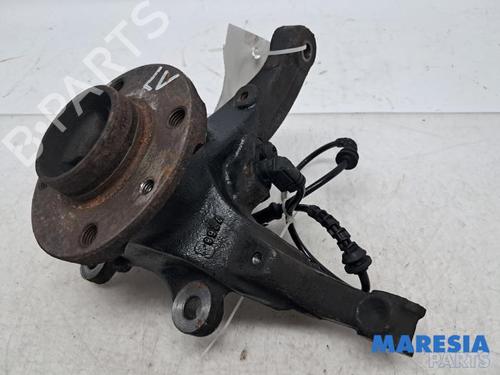 Left front steering knuckle RENAULT TWINGO III (BCM_, BCA_) 1.0 SCe 70 | BP36279198M25 - Image 2