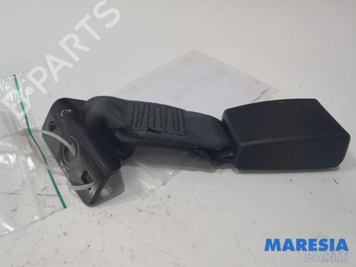Used Seat buckle FIAT 500 (312_) 1.2 (312AXA1A) (69 hp) 31510923