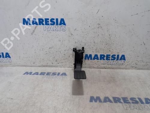 Used Electronic module Electronic module RENAULT CLIO IV Grandtour (KH_) 1.5 dCi 90 (KHN3, KHN4) (90 hp) 31452706 31452706