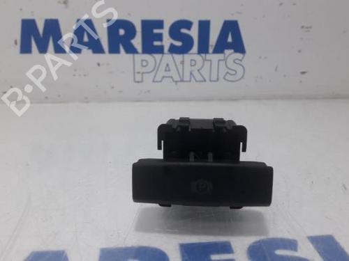 Used Switch Switch CITROËN C6 (TD_) 2.2 HDi (170 hp) 31385040 31385040