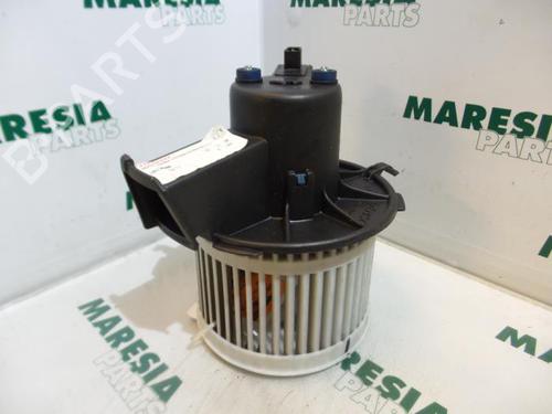 Used Heater blower motor FIAT PANDA (169_) 1.2 (169.AXB11, 169.AXB1A) (60 hp) 31509102