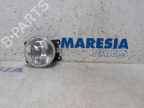 Højre Foran Tågelygte CITROËN C4 CACTUS 1.2 THP 110 (110 hp) 31476048