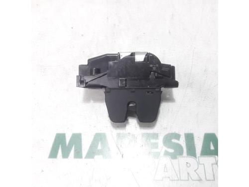 electronic-module-citroen-c5-iii-rd_-2008-2009-2010-2011-2012-2013-2014-2015-2016-2017-31424545 main image