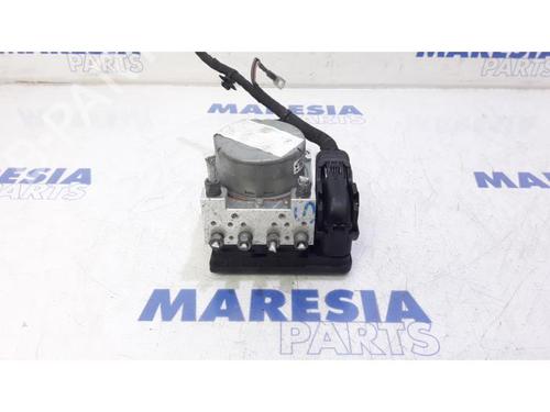 Módulo de ABS RENAULT MEGANE IV Grandtour (K9A/M/N_) 1.2 TCe 130 (K9MR) (130 hp) 31500378