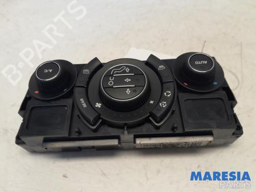 Climate control PEUGEOT 5008 (0U_, 0E_) 1.6 16V | BP31474269I5