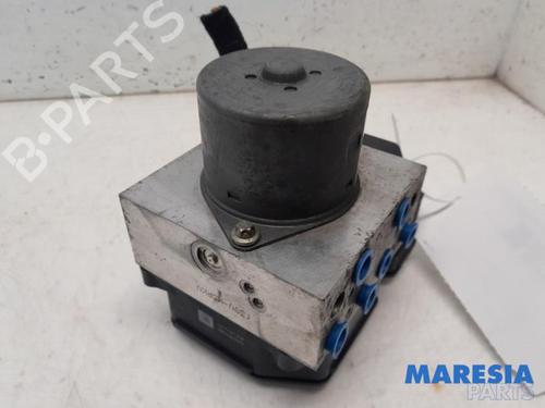 Used ABS pump LANCIA DELTA III (844_) 1.4 (844.AXB1A) (150 hp) 31500025