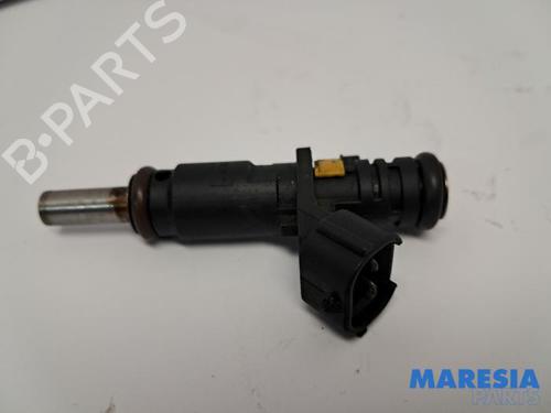 Used Injector PEUGEOT 3008 I MPV (0U_) 1.6 VTi (120 hp) 31479034