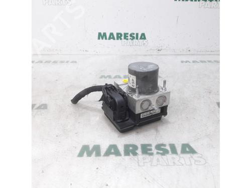 Used ABS pump FIAT PUNTO EVO (199_) 1.3 D Multijet (84 hp) 31503768