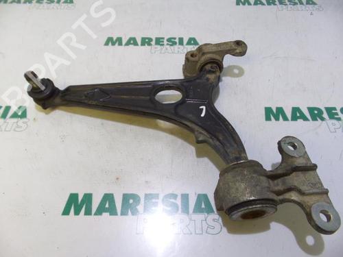 left-front-suspension-arm-citroen-jumpy-ii-van-2007-2008-2009-2010-2011-2012-2013-2014-2015-2016-31529690 main image