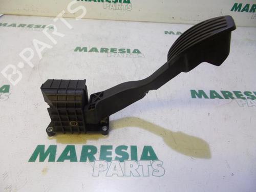 Used Electronic module FIAT 500 (312_) 1.2 (312AXA1A) (69 hp) 31418221