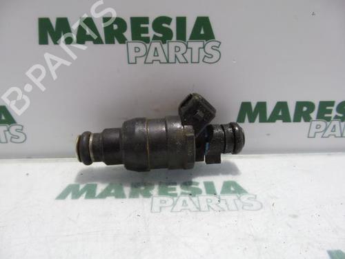 Used Injector CITROËN XSARA Break (N2) 1.8 i 16V (110 hp) 31532166