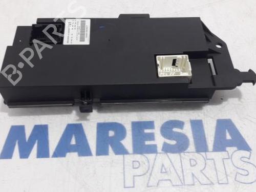 Used Electronic module RENAULT ESPACE IV (JK0/1_) 2.0 (JK0A, JK1D, JK0N) (170 hp) 31483944
