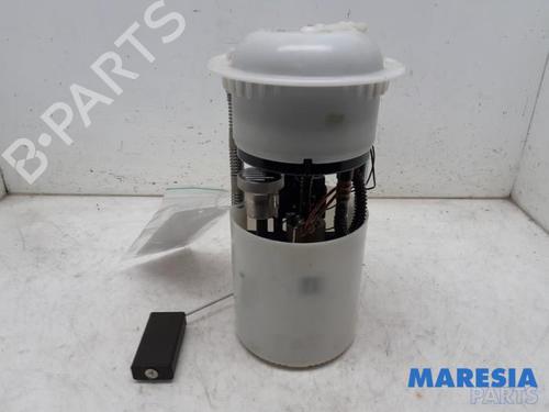 Used Fuel pump FIAT 500 (312_) 1.2 (312AXA1A) (69 hp) 31527370