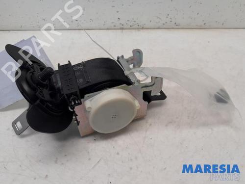 Used Rear center seatbelt PEUGEOT 5008 (0U_, 0E_) 1.6 16V (156 hp) 31489932