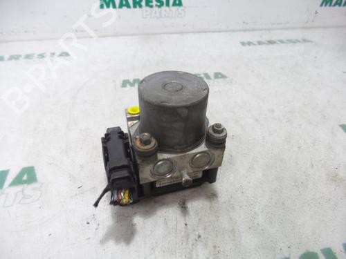 Used ABS pump PEUGEOT 307 (3A/C) 1.4 16V (88 hp) 31512703