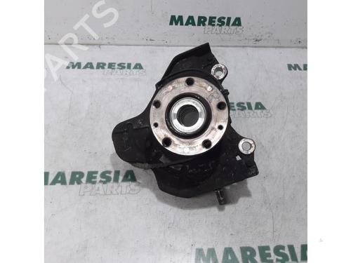 Used Right front steering knuckle FIAT DUCATO Van (250_) 115 Multijet 2,0 D (116 hp) 31526007