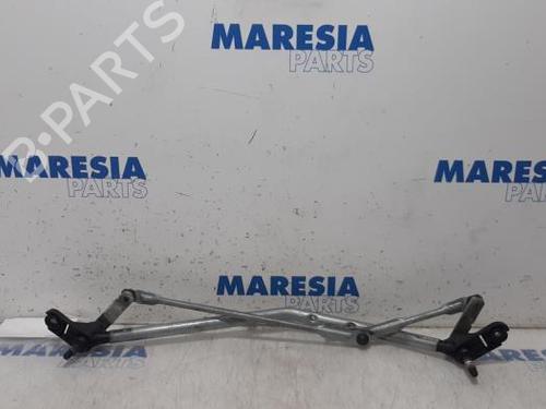 Used Front wipers mechanism Front wipers mechanism RENAULT KANGOO Express (FW0/1_) 1.5 dCi 90 (FW0G, FW05, FW08, FW11) (90 hp) 31500841 31500841