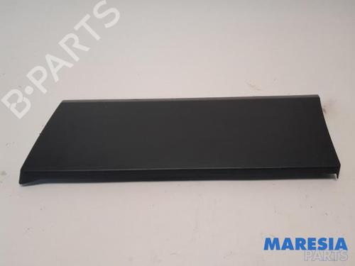 andre-renault-trafic-iii-van-fg_-2014-31509026 main image