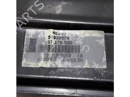Front left window mechanism FIAT 500L (351_, 352_) 0.9 (199LYC1B) | BP31438868C22 - Image 2