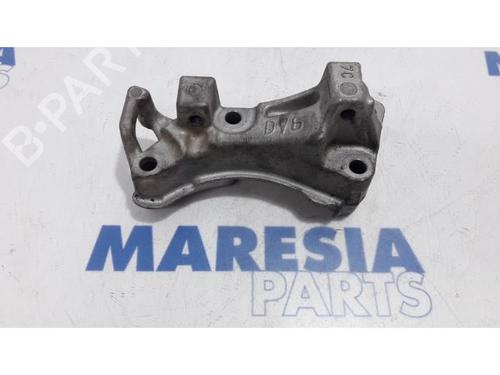 Used Gearbox mount CITROËN BERLINGO Box Body/MPV (B9) 1.6 HDi 90 (90 hp) 31493871