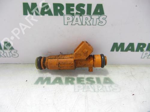 Used Injector ALFA ROMEO 156 (932_) 1.6 16V T.SPARK (932.A4, 932.A4100) (120 hp) 31465662