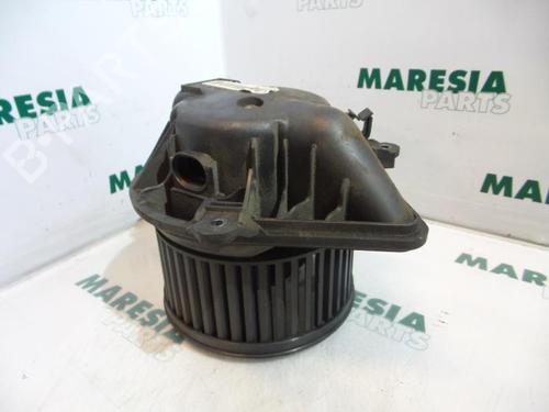 Used Heater blower motor RENAULT TRAFIC II Van (FL) 1.9 dCi 100 (FL0C, FL0K, FL0B) (101 hp) 31508190