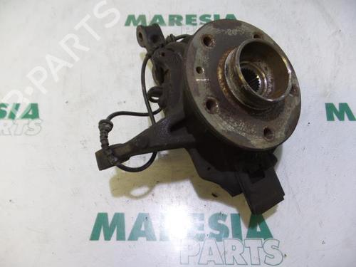 Used Right front steering knuckle RENAULT GRAND SCÉNIC III (JZ0/1_) 1.5 dCi (JZ09, JZ0D, JZ10, JZ14, JZ1G, JZ29, JZ2C) (110 hp) 31438276