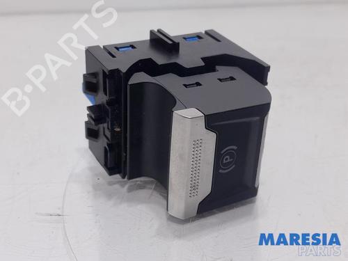 switch-peugeot-2008-ii-ud_-us_-uy_-uj_-ur_-uc_-2019-31481364 main image
