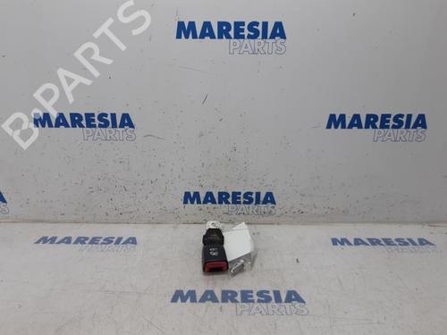 seat-buckle-citroen-c1-pm_-pn_-2005-2006-2007-2008-2009-2010-2011-2012-2013-2014-31418054 main image