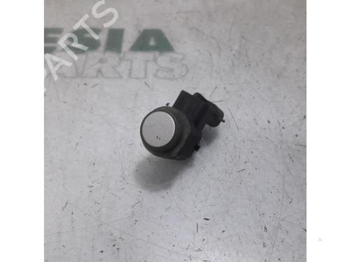 Used Electronic sensor RENAULT GRAND SCÉNIC III (JZ0/1_) 1.5 dCi (JZ09, JZ0D, JZ10, JZ14, JZ1G, JZ29, JZ2C) (110 hp) 31523138