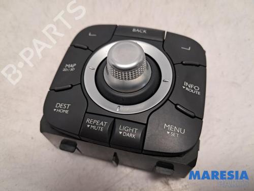 Used Control unit RENAULT GRAND SCÉNIC III (JZ0/1_) 1.4 16V (JZ0F) (131 hp) 31506084