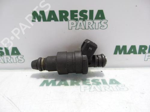 Used Injector CITROËN XANTIA (X1_, X2_) 2.0 i (121 hp) 31497036