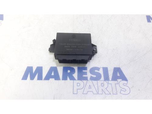 Used Electronic module FIAT 500 C (312_) 1.2 (312CXA1A, 312AXA1A) (69 hp) 31512521