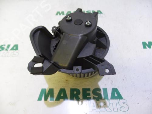 Used Heater blower motor FIAT DOBLO Cargo (263_) 1.3 D Multijet (90 hp) 31449914
