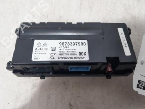 Used Electronic module CITROËN C5 III Break (RW_) 1.6 THP 155 (156 hp) 31509738