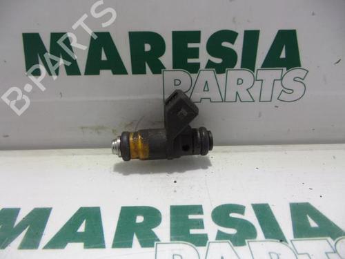 Used Injector RENAULT SCÉNIC I MPV (JA0/1_, FA0_) 1.6 (JA00) (110 hp) 31515922
