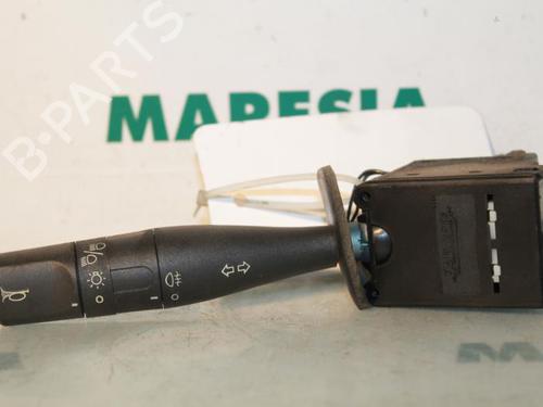 steering-column-stalk-peugeot-206-hatchback-2ac-1998-1999-2000-2001-2002-2003-2004-2005-2006-2007-2008-2009-2010-2011-2012-31468510 main image