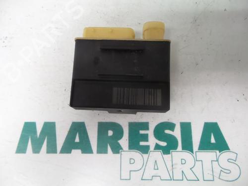 Used Control unit CITROËN BERLINGO Box Body/MPV (B9) 1.6 HDi 90 (90 hp) 31467221