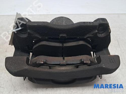Used Right front brake caliper Right front brake caliper RENAULT KADJAR (HA_, HL_) 1.2 TCe 130 (HLMR) (130 hp) 39961365 39961365