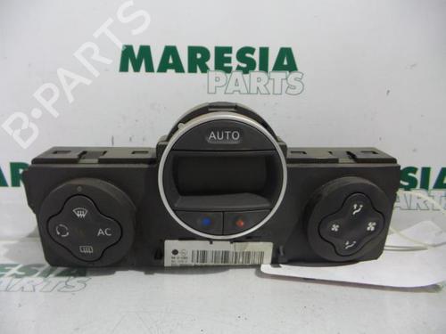 Used Climate control RENAULT CLIO III (BR0/1, CR0/1) 1.6 16V (BR05, BR0B, BR0Y, BR15, BR1J, BR1M, BR1Y, CR0B,... (112 hp) 31421184