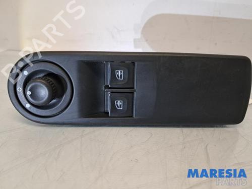 Used Switch Switch RENAULT CLIO IV Grandtour (KH_) 0.9 TCe 90 (90 hp) 31419793 31419793