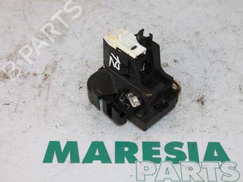 Used Electronic module RENAULT CLIO II (BB_, CB_) 1.4 16V (B/CB0P, BB13) (98 hp) 31428857